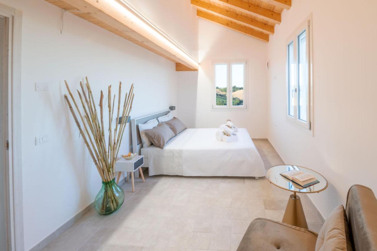 Casal Del Sole - La Ginestra Apartment Montefelcino Bagian luar foto